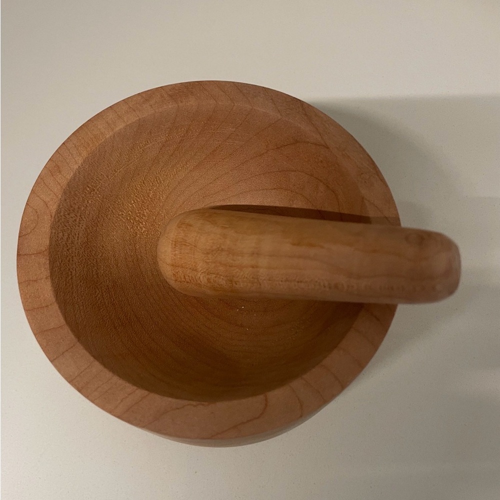 Stinson Studios Natural Wood Mortar and Pestle